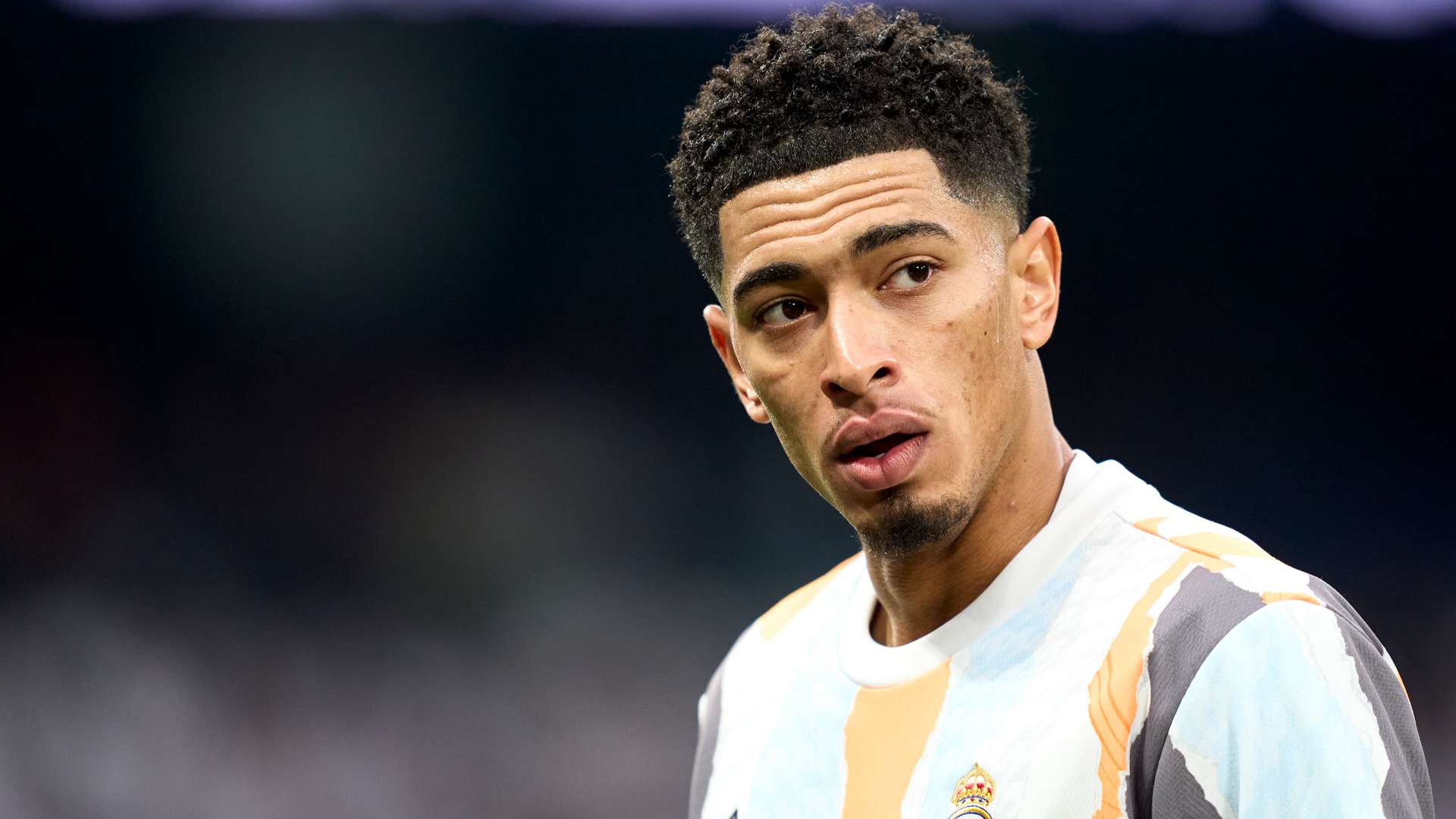 当他出现在 当他出现在