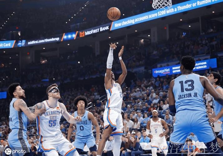 亚历山大轰37+6 雷霆八连胜横扫灰熊 亚历山大轰37+6 雷霆八连胜横扫灰熊