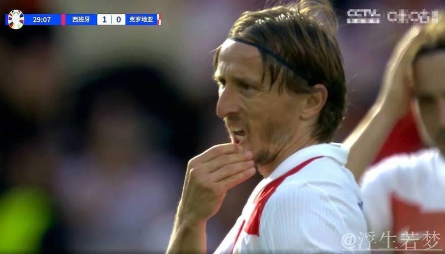 德拉富恩特:曾称亚马尔为天才的人,如今却率先批评他 德拉富恩特:曾称亚马尔为天才的人,如今却率先批评他